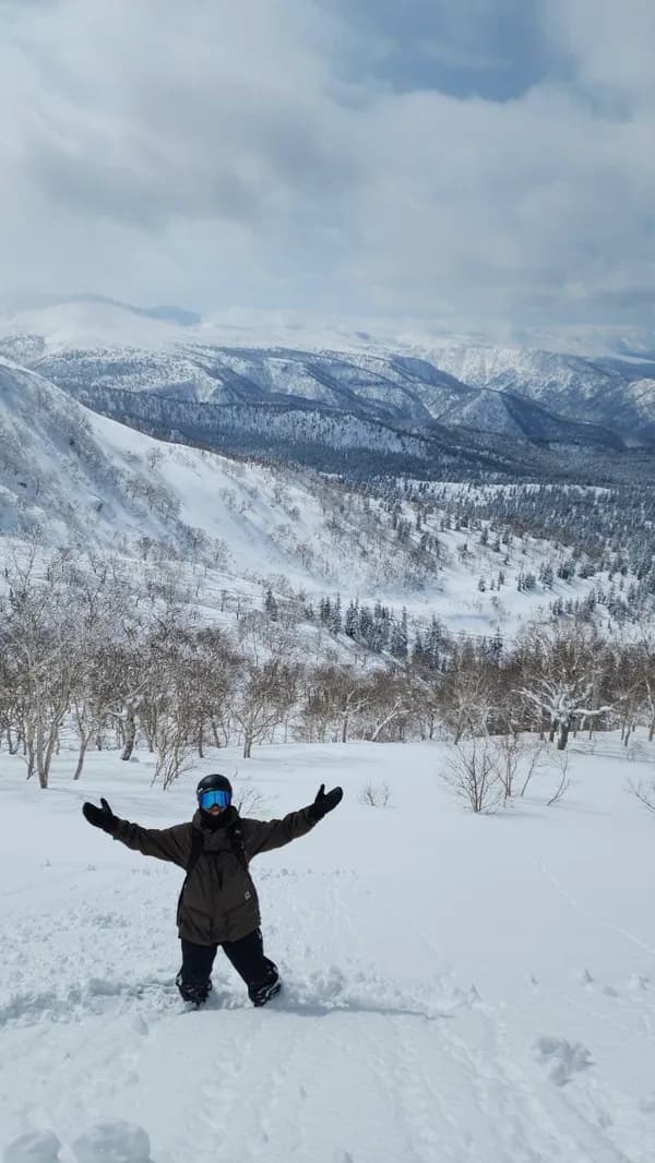 FUYU ski coach Vic