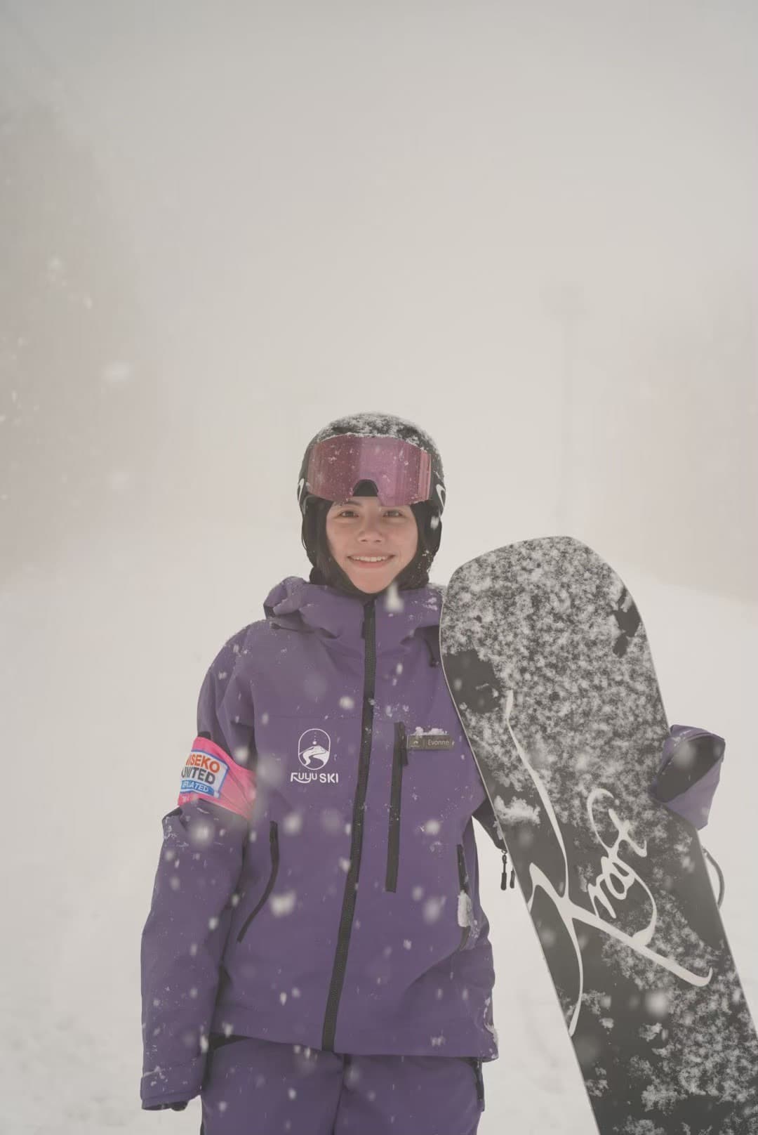 Evonne, FUYU snowboard coach, CASI Lv2