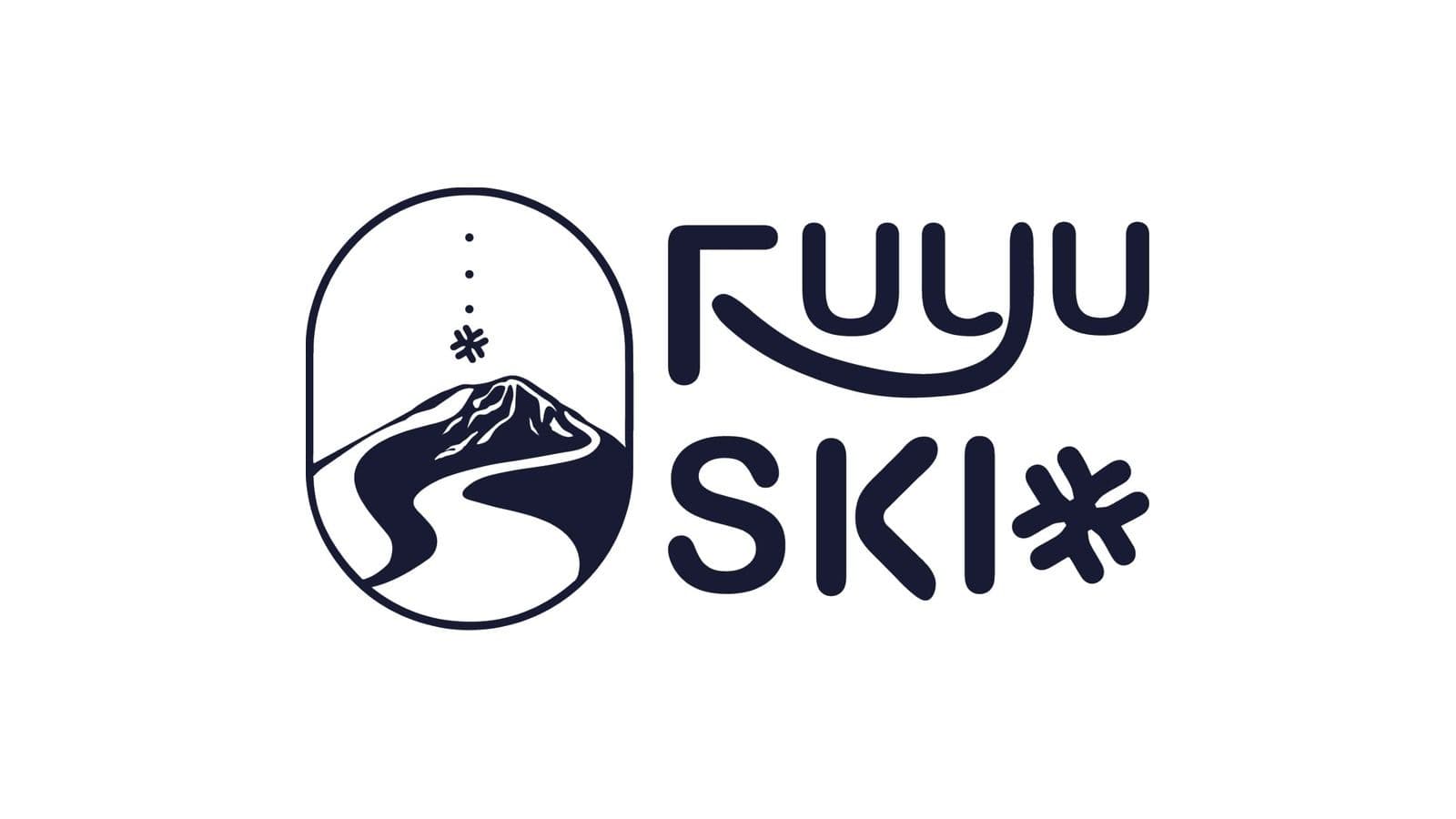 FUYU SKI 的標誌:雪山與滑雪道組成的圓章,旁邊是 FUYU SKI 字樣